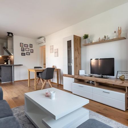Gruene Ruhelage, 20 Minuten Ins Zentrum Und Parkgarage Wien Eksteriør billede