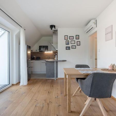 Gruene Ruhelage, 20 Minuten Ins Zentrum Und Parkgarage Wien Eksteriør billede