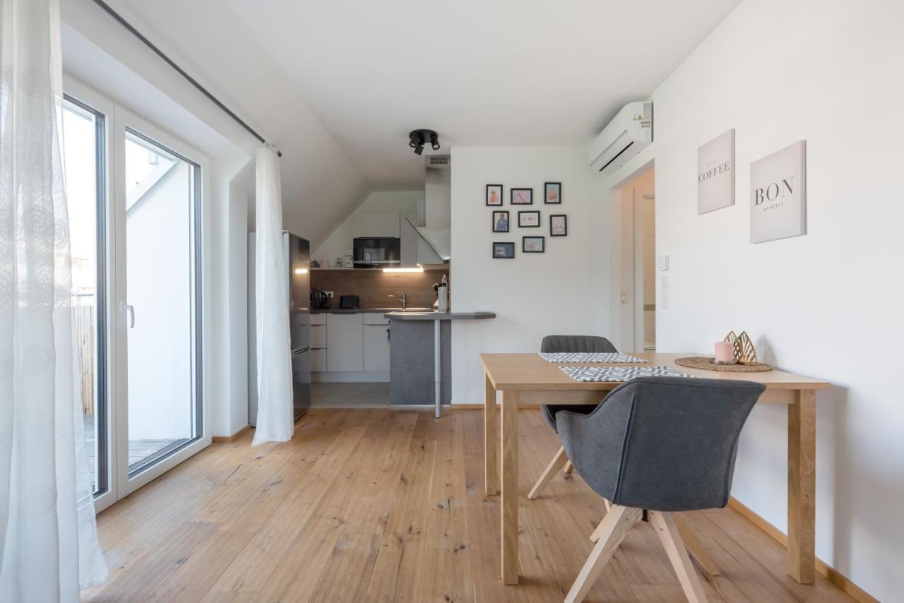 Gruene Ruhelage, 20 Minuten Ins Zentrum Und Parkgarage Wien Eksteriør billede